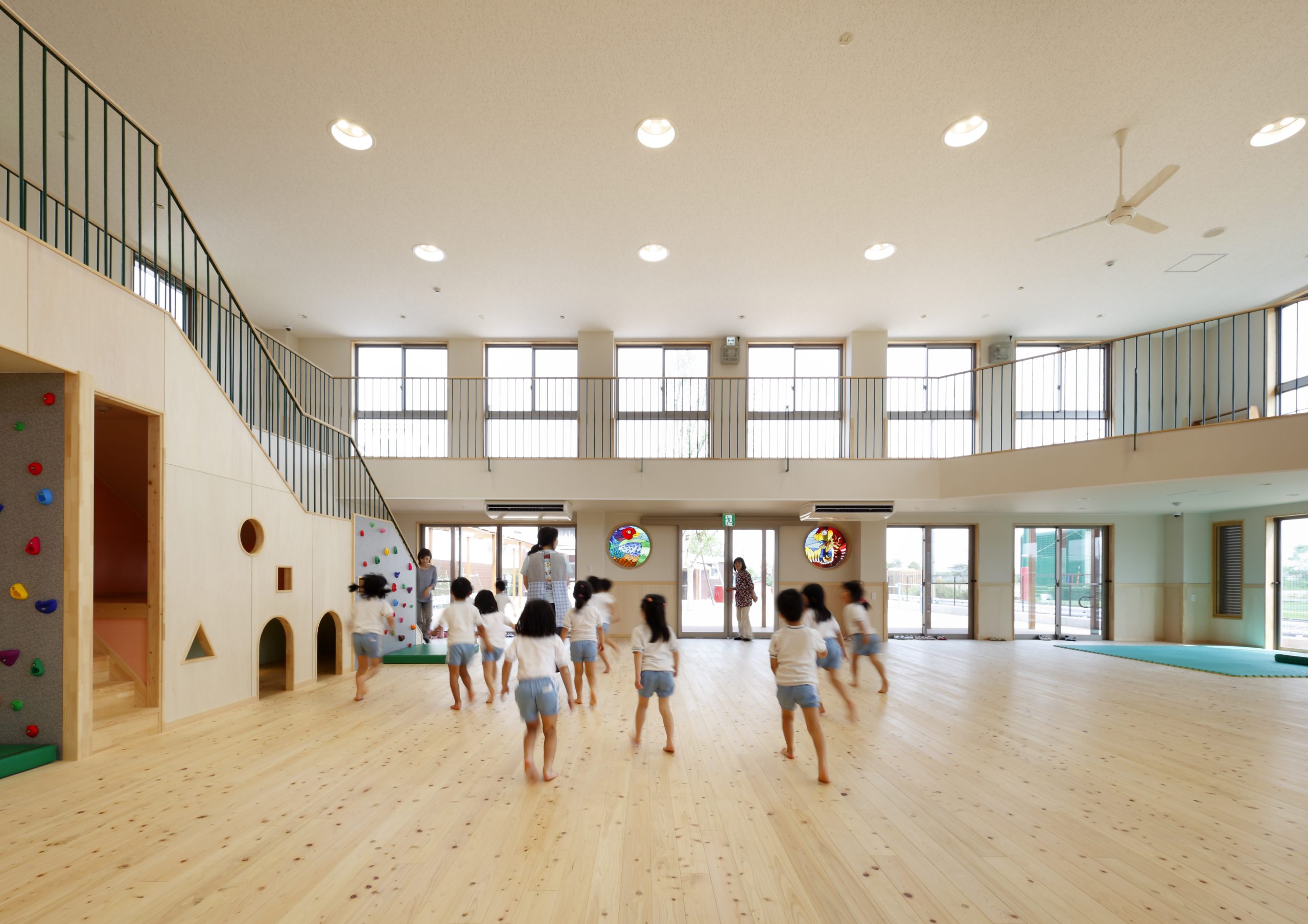 認定こども園　新築遊戯室工事